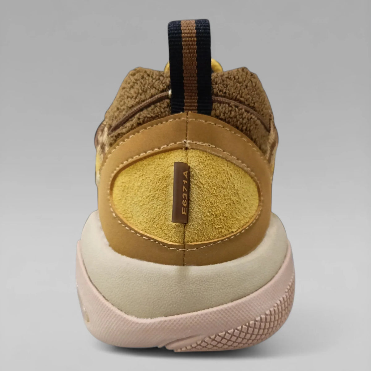 Peak Men Casual Shoes Taichi Tobacco Brown