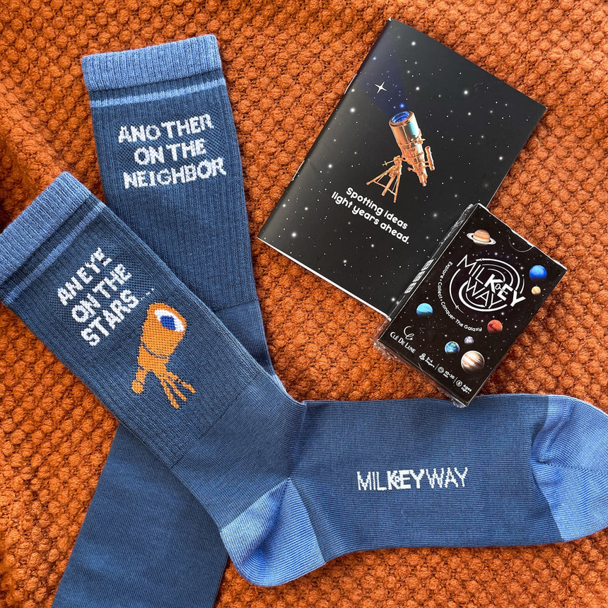 Telescope Set - 1 Game, 1 Pair of Socks (Men size), 1 Notebook