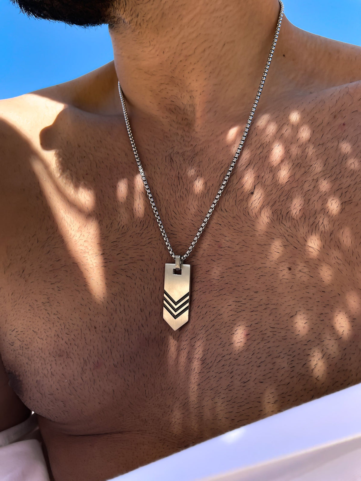 Black Arrows Men Necklace