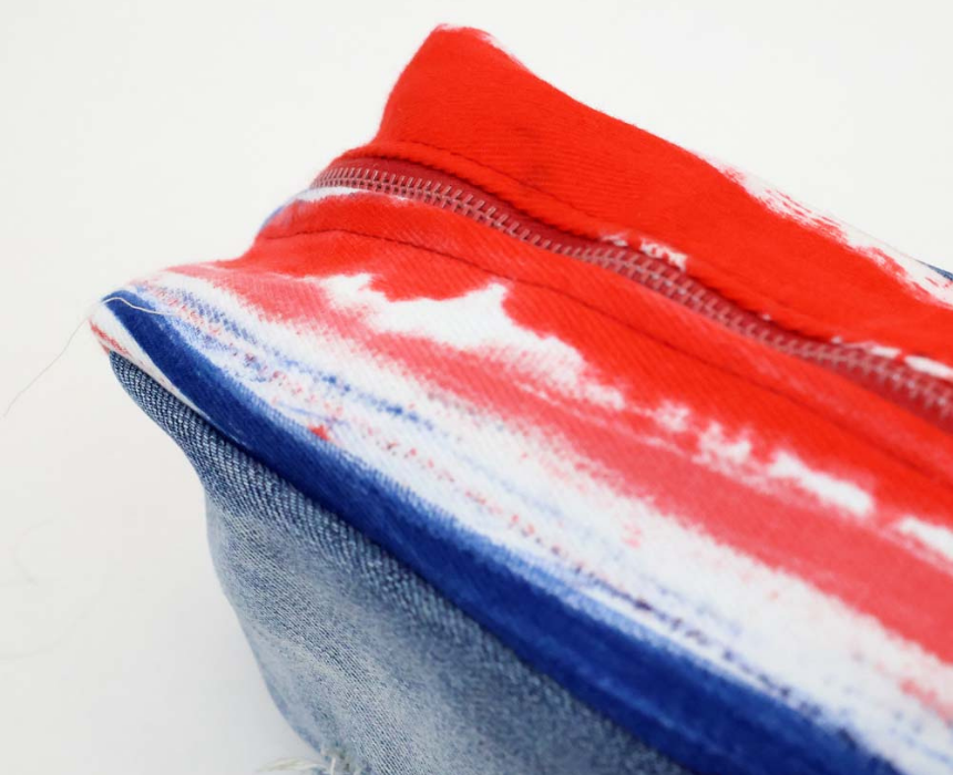 Patterned Handbag in Blue and Red