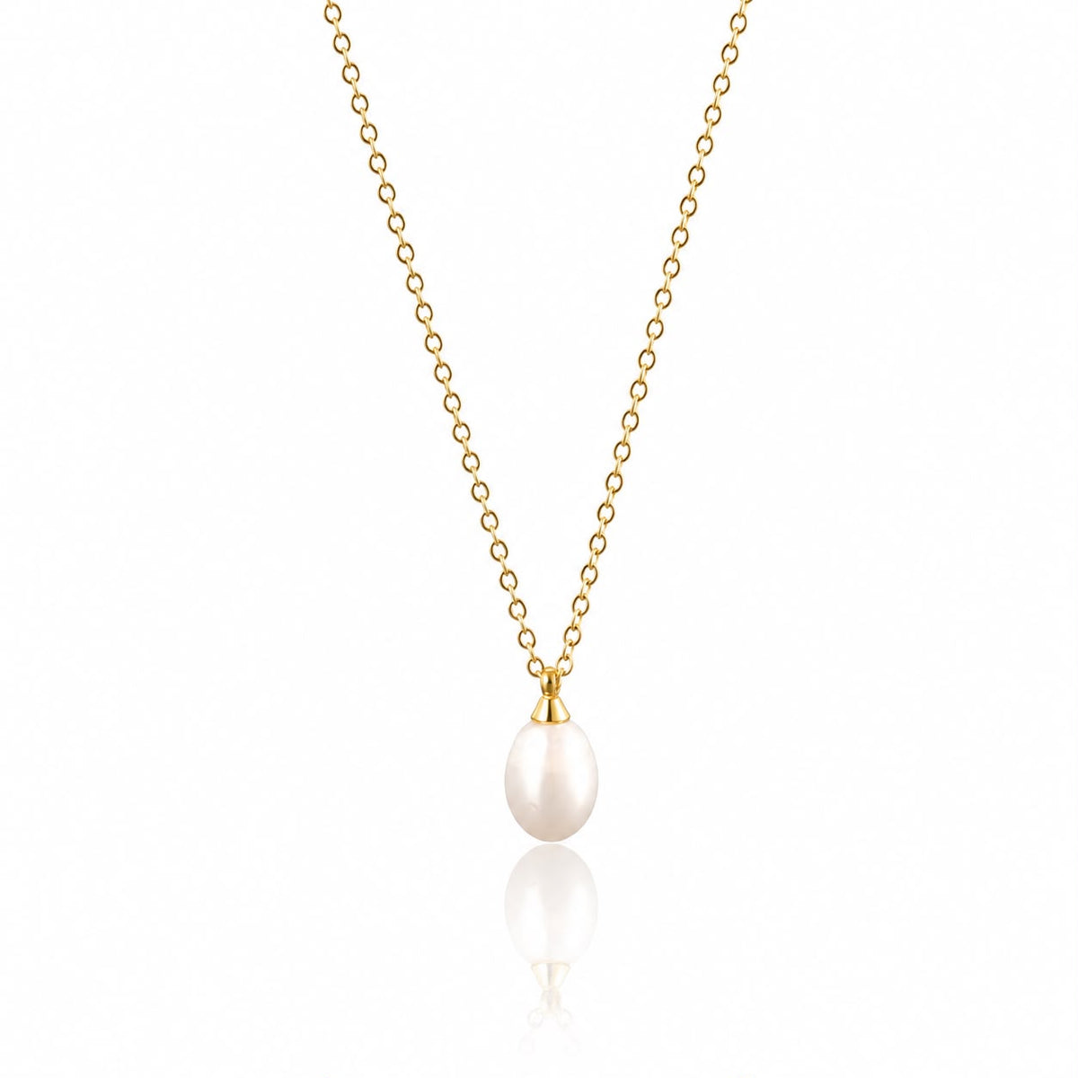 Minimal White Pearl Necklace