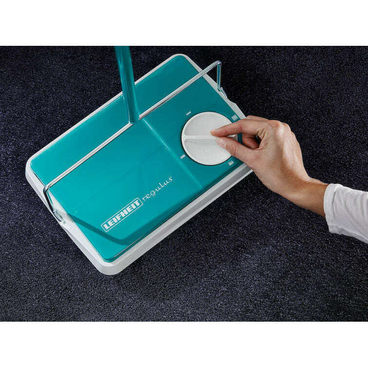 Regulus Cleaning Stick Cleaning Brush Regulus Cleaning Stick Regulus Cleaning Stick LEIFHEIT