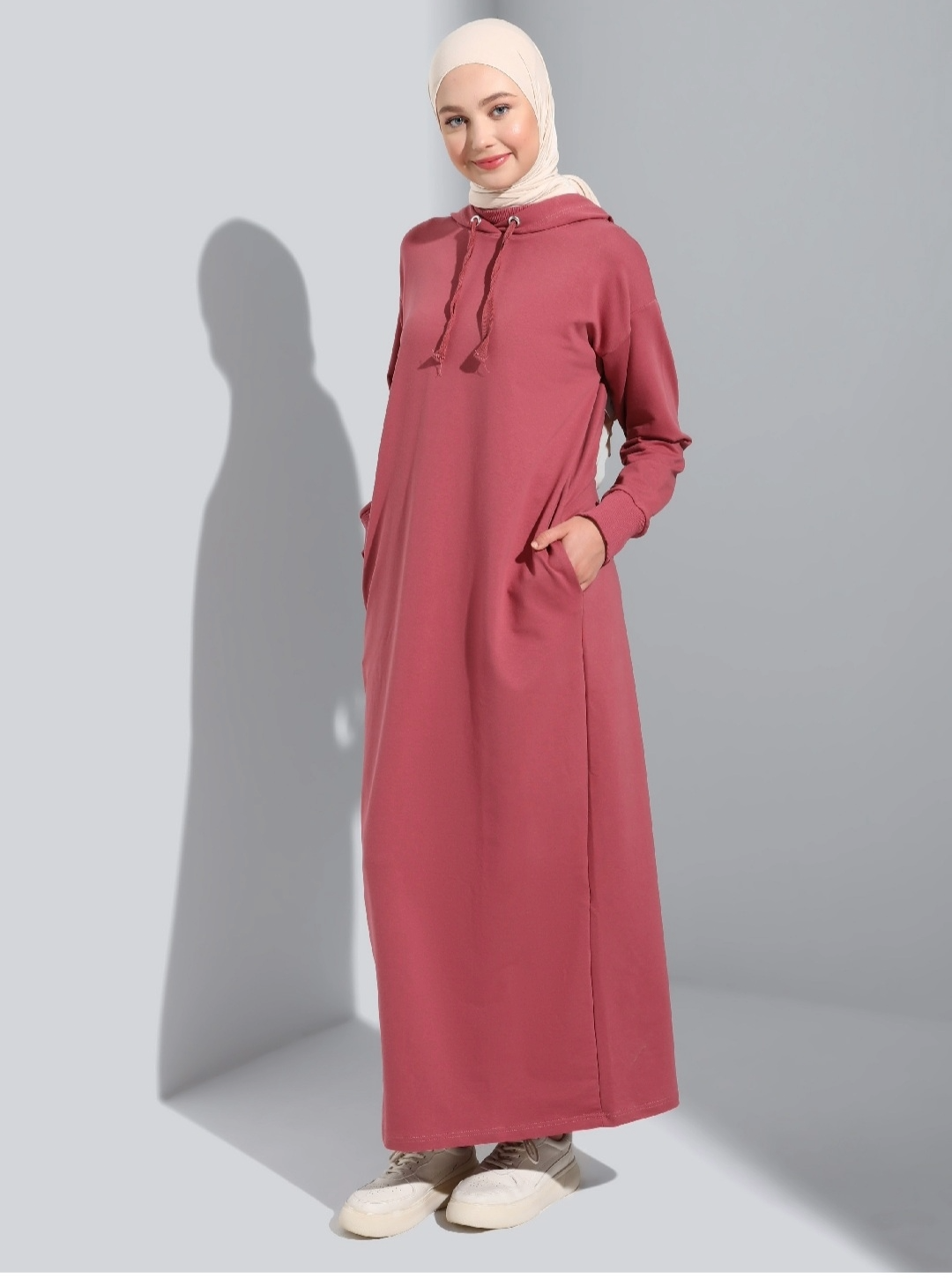 Dusty-rose Sporty Hooded Abaya with pockets
