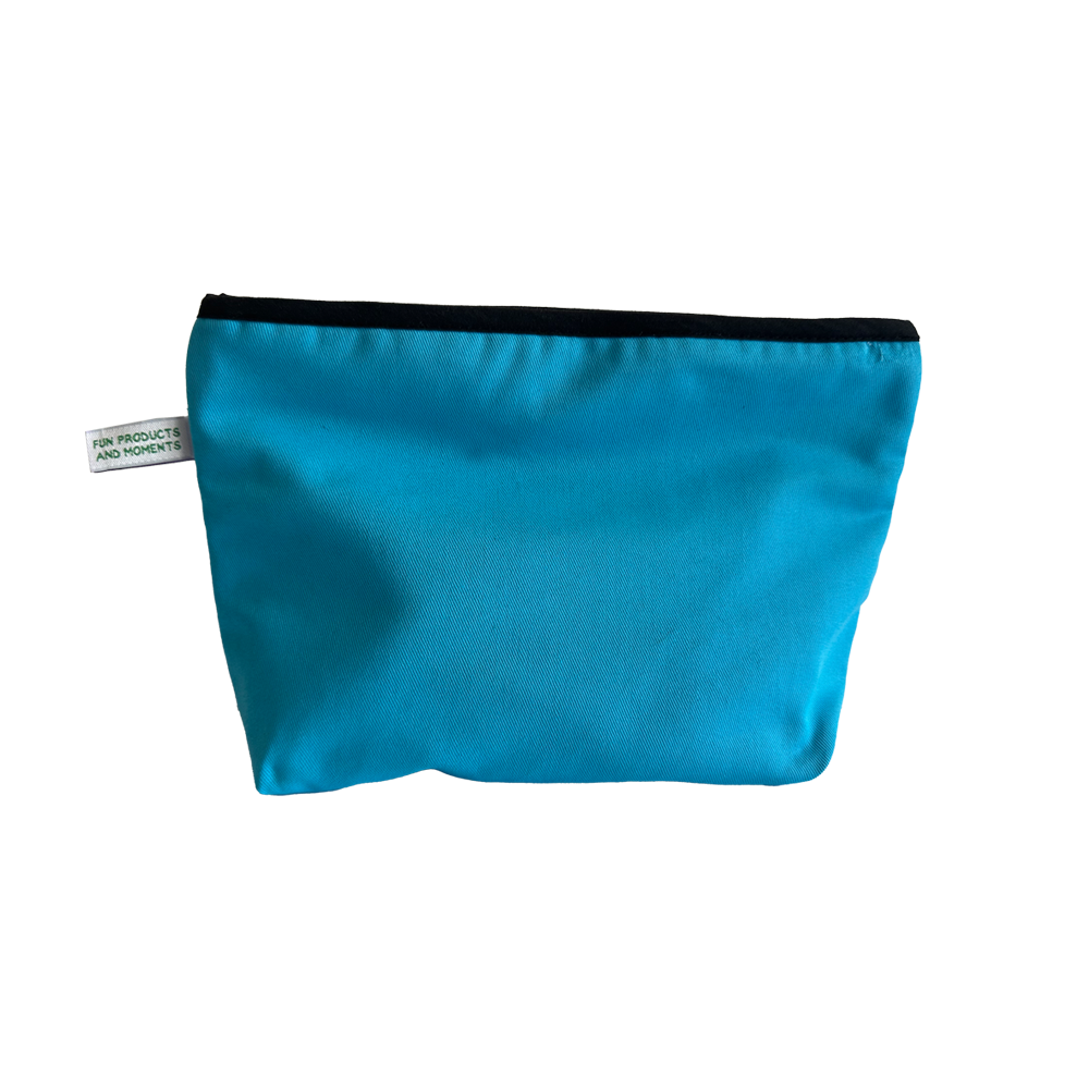 Small Pouch: Handling أشيائي الكبيره