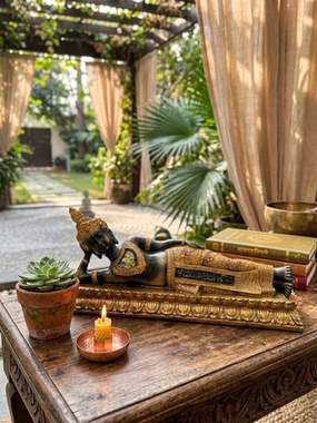 Thai Style Reclining Buddha Statue