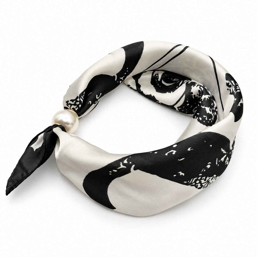 Black & Ivory Graphic Magnetic Scarf Petit Détail Lebanon