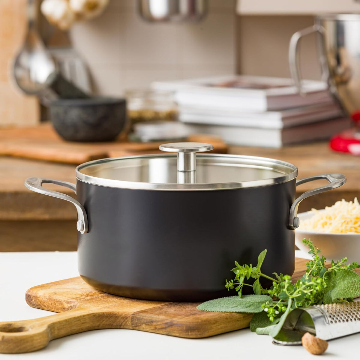 Non-Stick Aluminum Casserole Cooking Pot Non-Stick Aluminum Casserole Non-Stick Aluminum Casserole KitchenAid