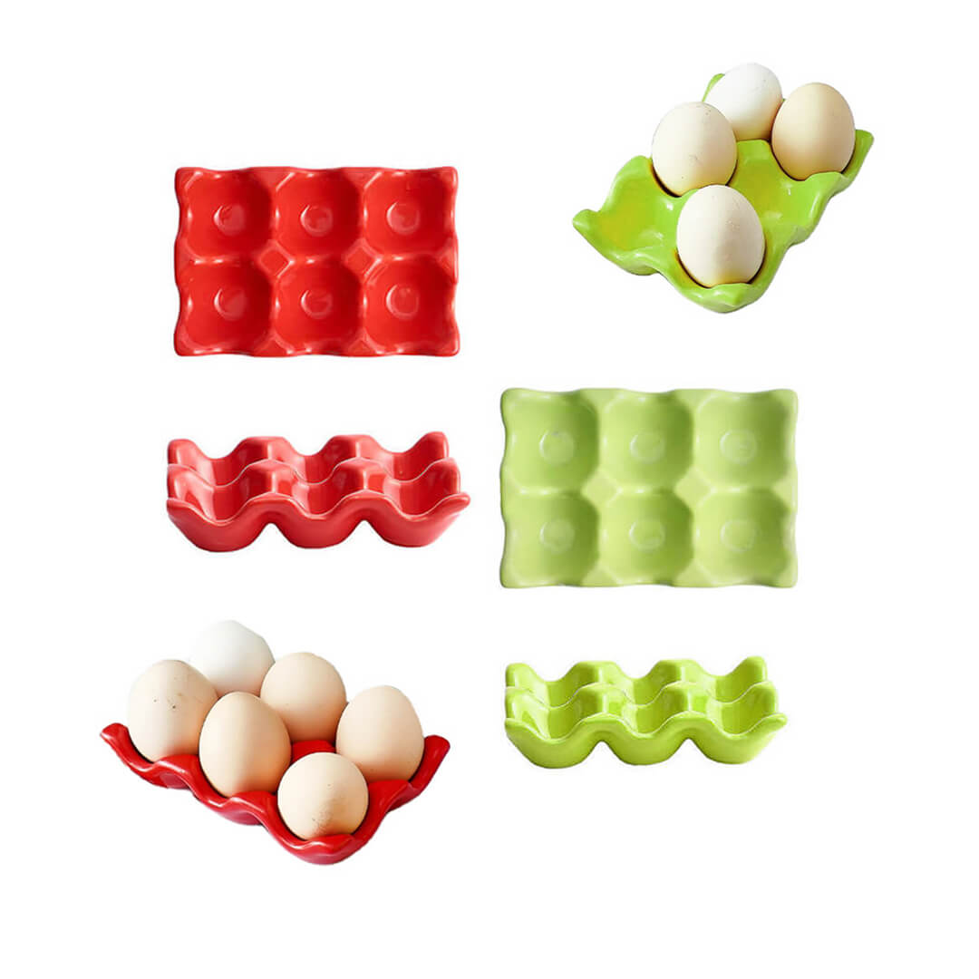 Set of red and green 6-cup egg trays