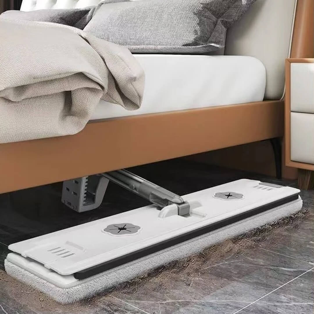 Mop head rotating to clean under-beds and corners