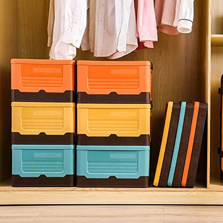 Foldable, Stackable plastic storage boxes with lids, dustroof and save space.