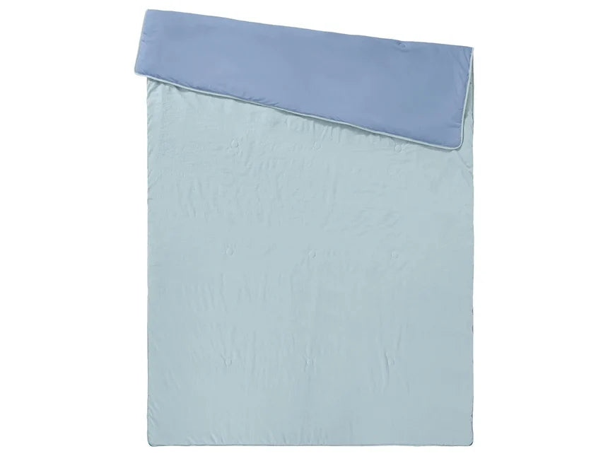 Reversible Freeze blanket, 140 x 200 cm Outlet Reversible Freeze blanket, 140 x 200 cm Reversible Freeze blanket, 140 x 200 cm LivarnoHome