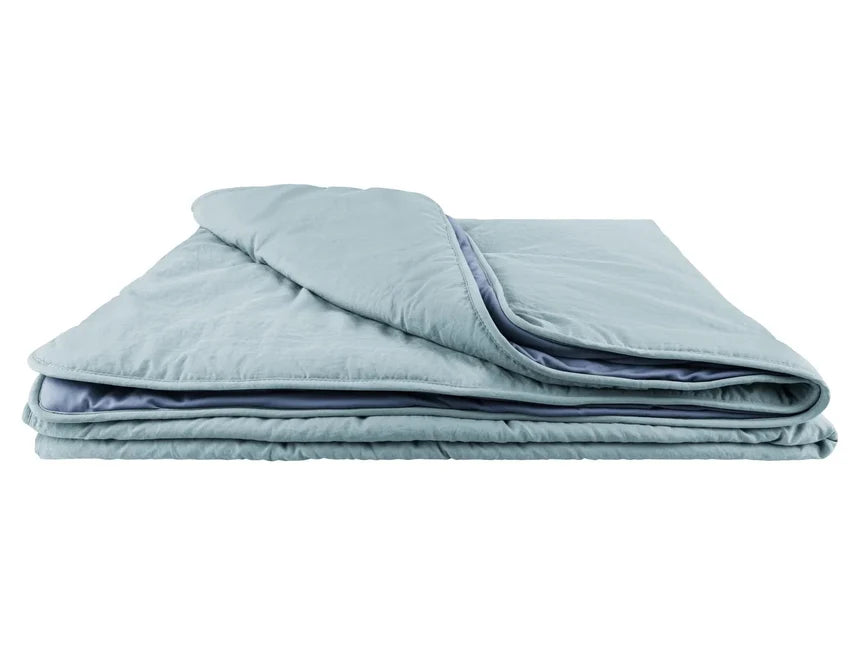 Reversible Freeze blanket, 140 x 200 cm Outlet Reversible Freeze blanket, 140 x 200 cm Reversible Freeze blanket, 140 x 200 cm LivarnoHome