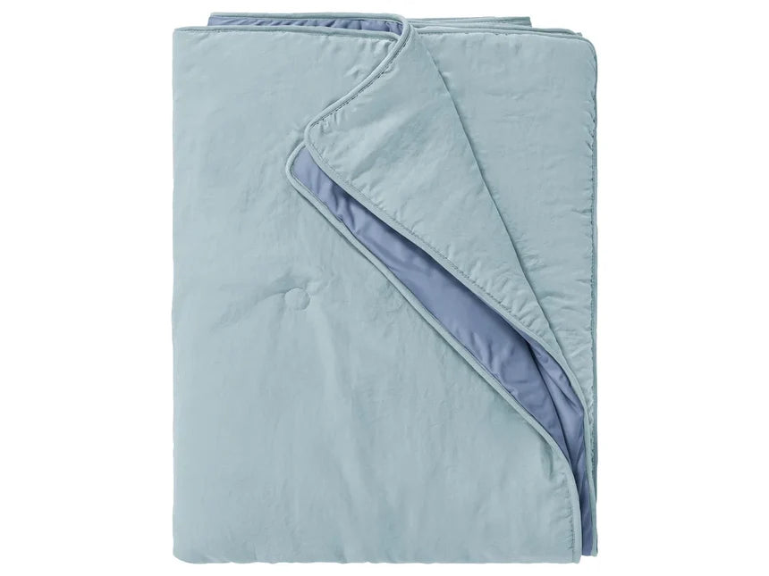 Reversible Freeze blanket, 140 x 200 cm Outlet Reversible Freeze blanket, 140 x 200 cm Reversible Freeze blanket, 140 x 200 cm LivarnoHome
