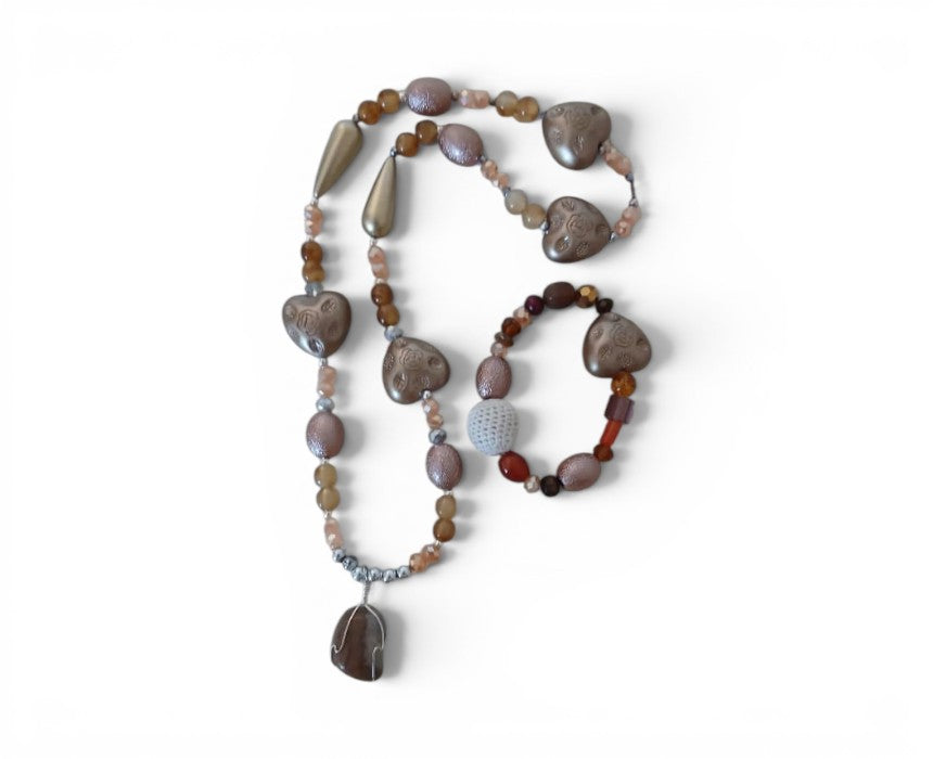 Artizana B. S. Women's Handmade Necklace Bracelet Set