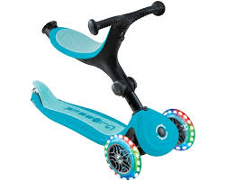GO•UP ACTIVE LIGHTS 360° - AQUA Scooters GO•UP ACTIVE LIGHTS 360° - AQUA GO•UP ACTIVE LIGHTS 360° - AQUA GLOBBER