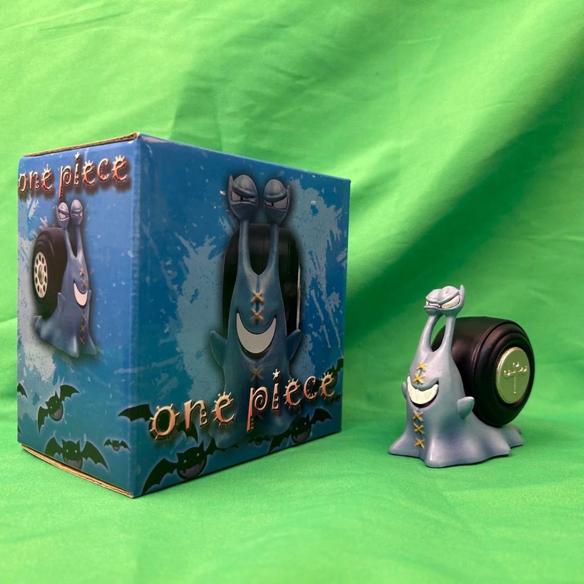 One Piece Transponder Snail Figure - Nakama Lebanon