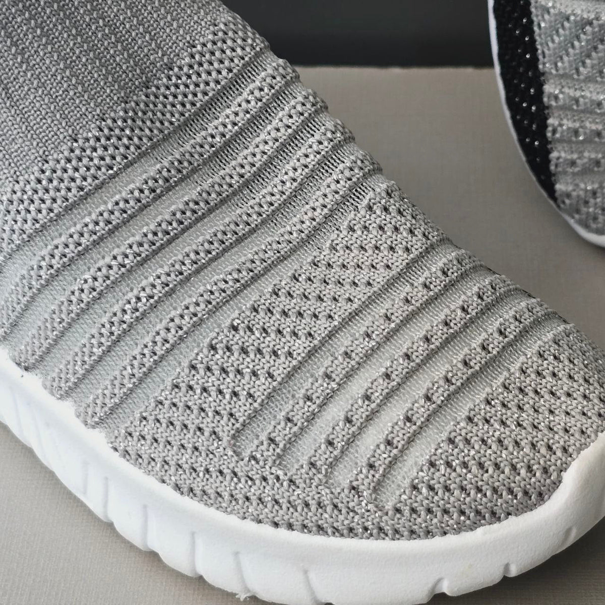 Sneakers For Girls Size 32-35