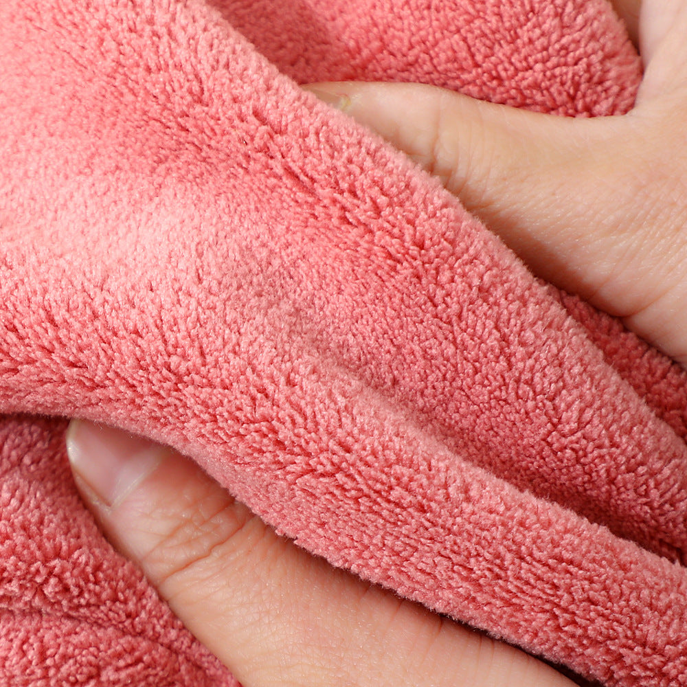 Cute Cartoon Coral Microfiber Hanging Hand Towel – 23 × 18 cm