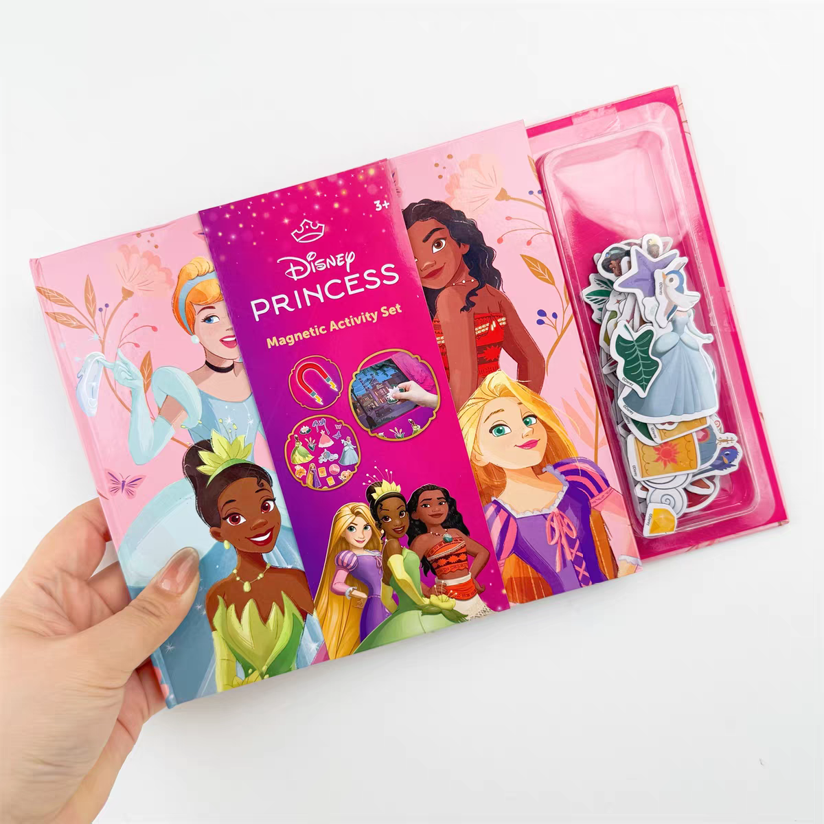 Disney Magnetic Activity Set 27x18.5cm