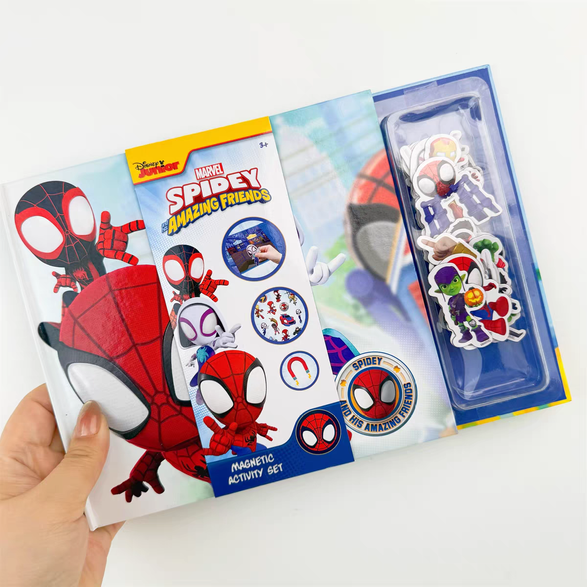 Disney Magnetic Activity Set 27x18.5cm
