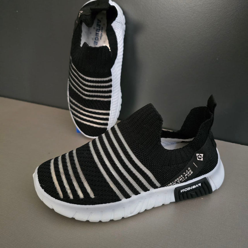 Sneakers For Girls With Arch Size 31-34