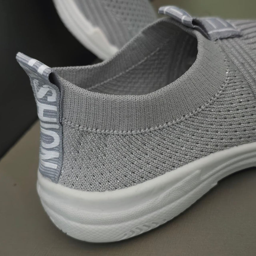 Sneakers For Girls With Arch Size 30-31