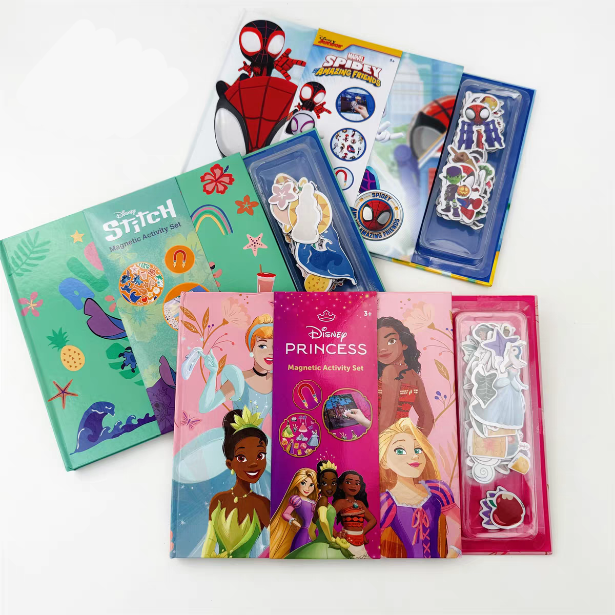Disney Magnetic Activity Set 27x18.5cm