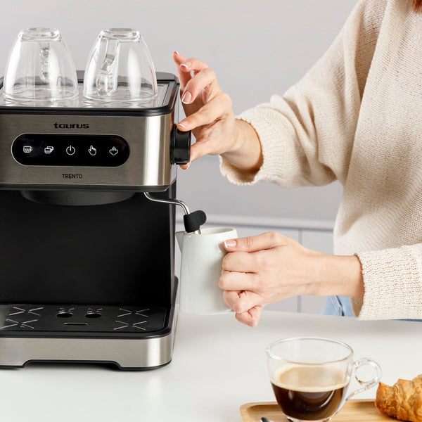 Taurus Trento Espresso Machine 20 Bar 1.5 L
