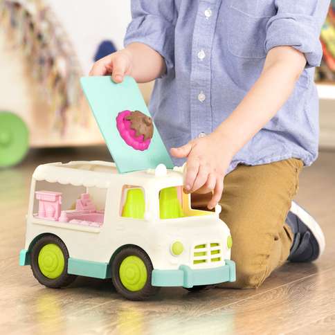 Battat Wonder Wheels Ice Cream Truck
