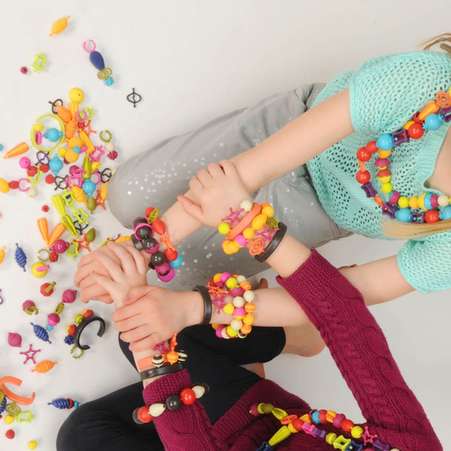 B. toys Pop Arty Jewelry Making Kit, 150 Pieces