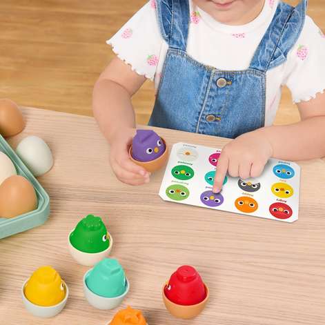 Battat Sort and Match Wobble Eggs, 12 Pieces