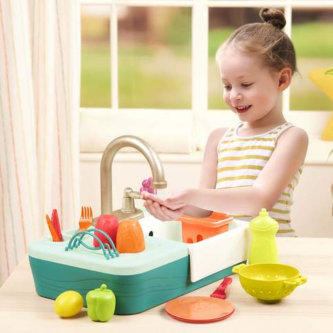 B. toys Splash n Scrub Kids Kitchen Sink