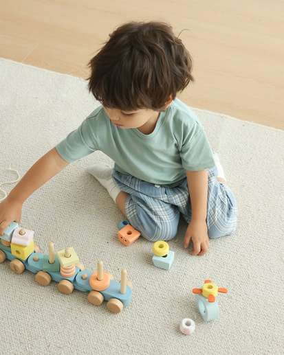 Wooden Ocean Pull Along Set