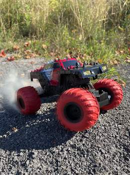 KOO Kinnaga RC Monster Truck