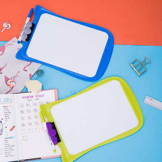 Deli Double-Sided Whiteboard