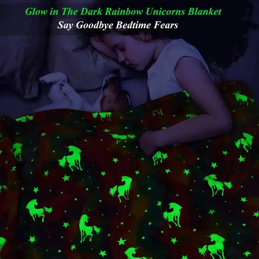 Soft flannel unicorn blanket with glow effect, 150 x 200 cm