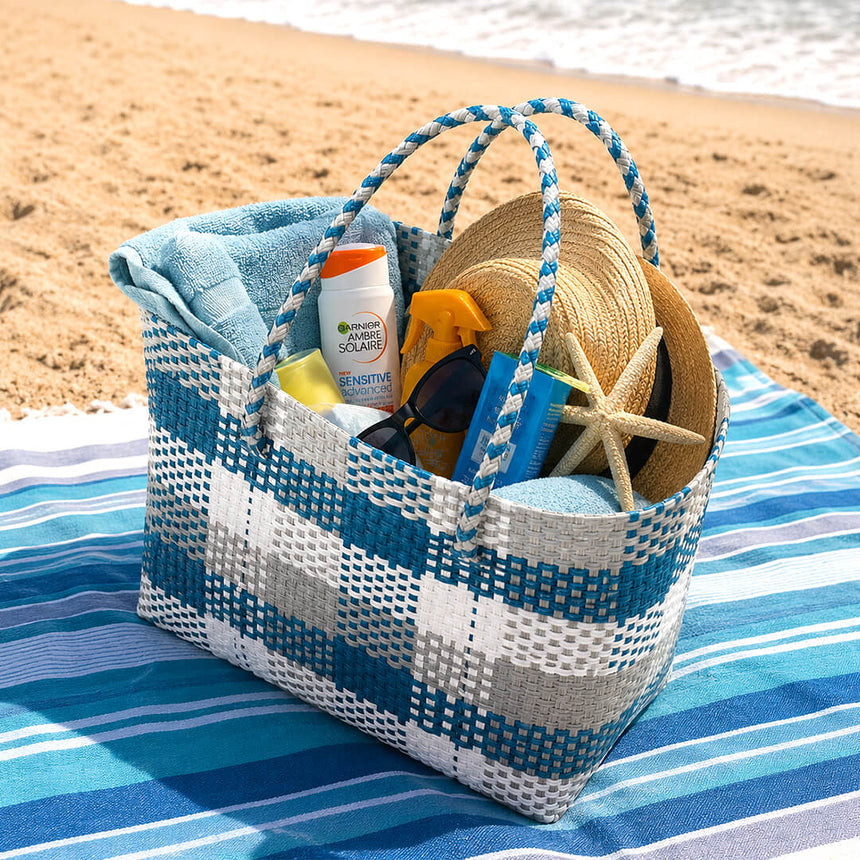 Waterproof tricolored beach basket for beach and picnics